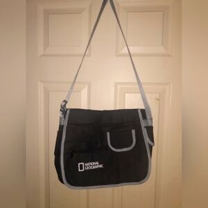 National Geographic Laptop Messenger Bag